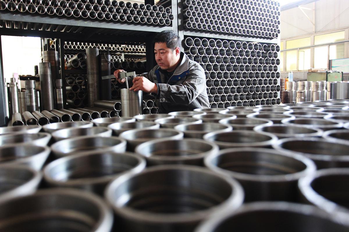 Beijing Announces New Measures to Boost Private Industry As Businesses Take Hit