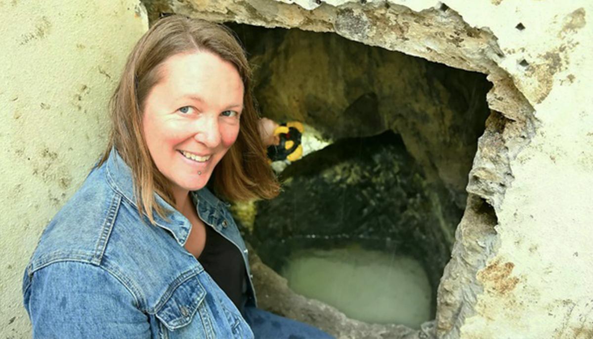 Couple Find a Secret Well Stashed With Victorian Artifacts While Renovating Home