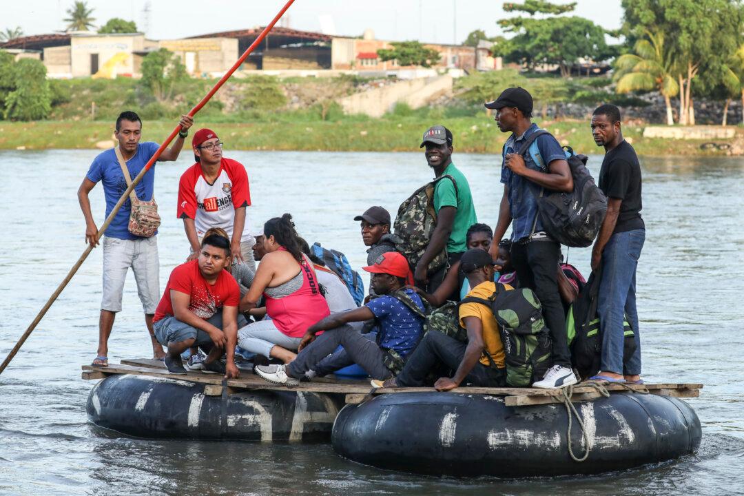 Smugglers Look for New Populations to Bring Across US Border