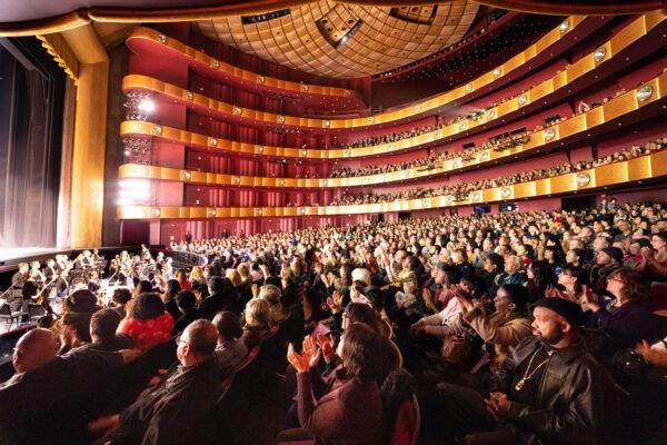 The audience at Shen Yun Performing Arts New York Company's curtain call, on March 16, 2019, at Lincoln Center in New York. (Larry Dai/The Epoch Times)