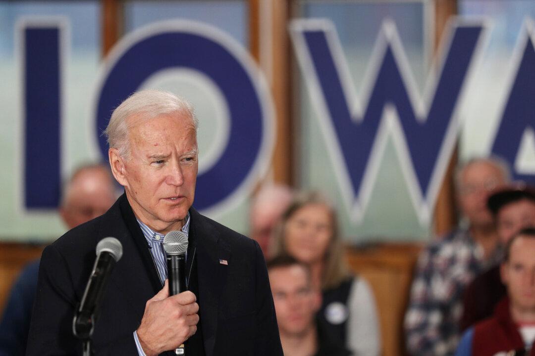 Biden Discloses List of Top Donors Including 8 Former US Ambassadors