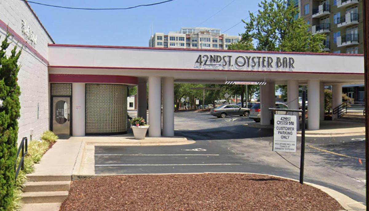 Waiter Sees Customer’s Son with Cerebral Palsy Having Trouble Eating, so He Helps Feed Him