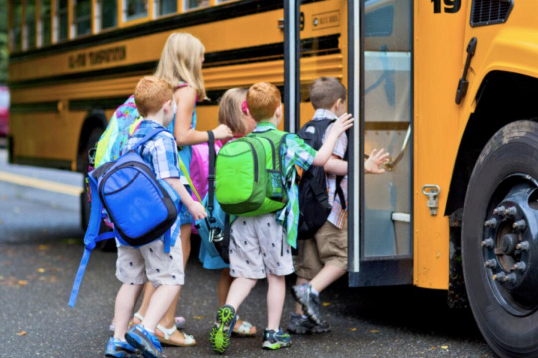 Republicans and Democrats Come Together for School Bus Safety Bill
