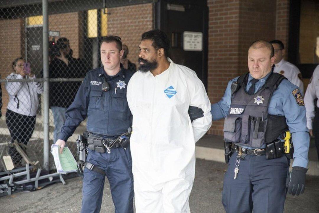 Hanukkah Stabbing Suspect Has No Ties to Hate Group, Has Mental Issues: Family