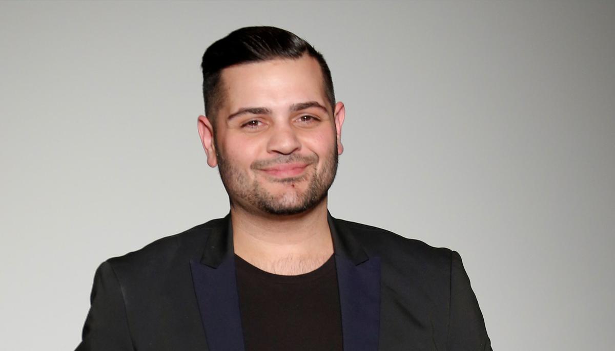 Jennifer Lopez’s Fashion Designer Creates 2 Dream Dresses for Teen Fan With Rare ‘Aging Disease’