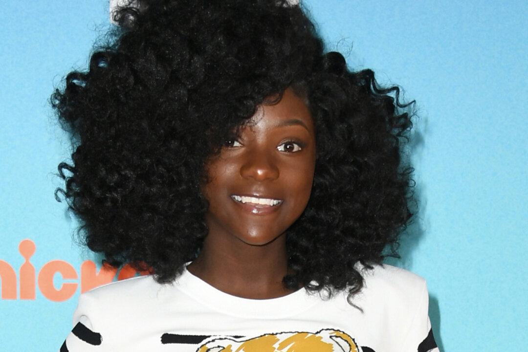 Girl Starts Own Clothing Line After Being Bullied for Skin Tone, Spreads Message of Hope