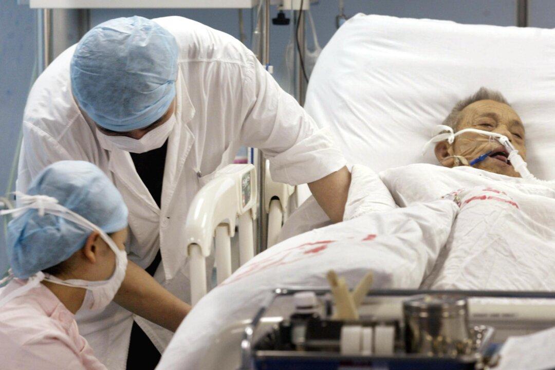 ‘Unknown’ Viral Pneumonia Outbreak in China Has Hong Kong, Taiwan Worried About SARS