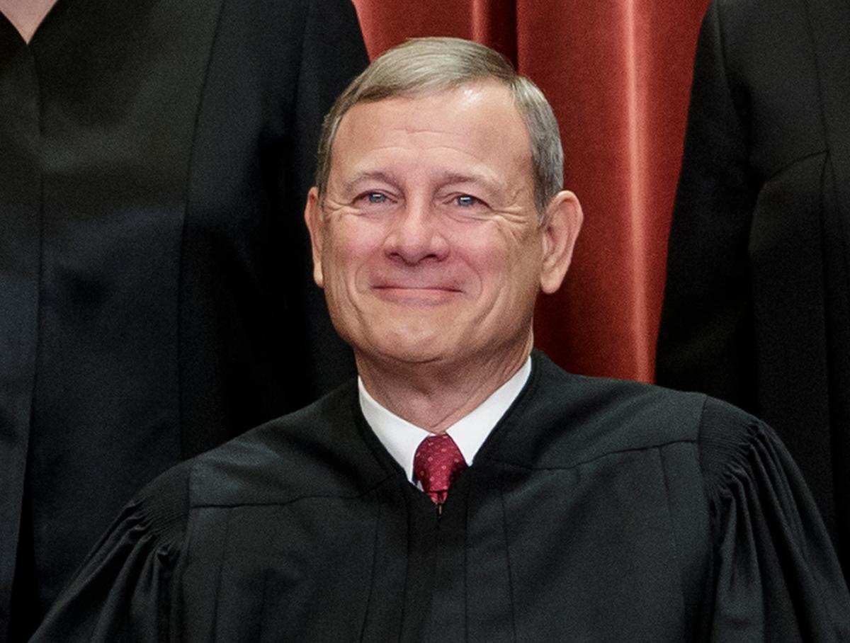 Chief Justice John Roberts Rejects Bid to Block Mask Mandate on Planes
