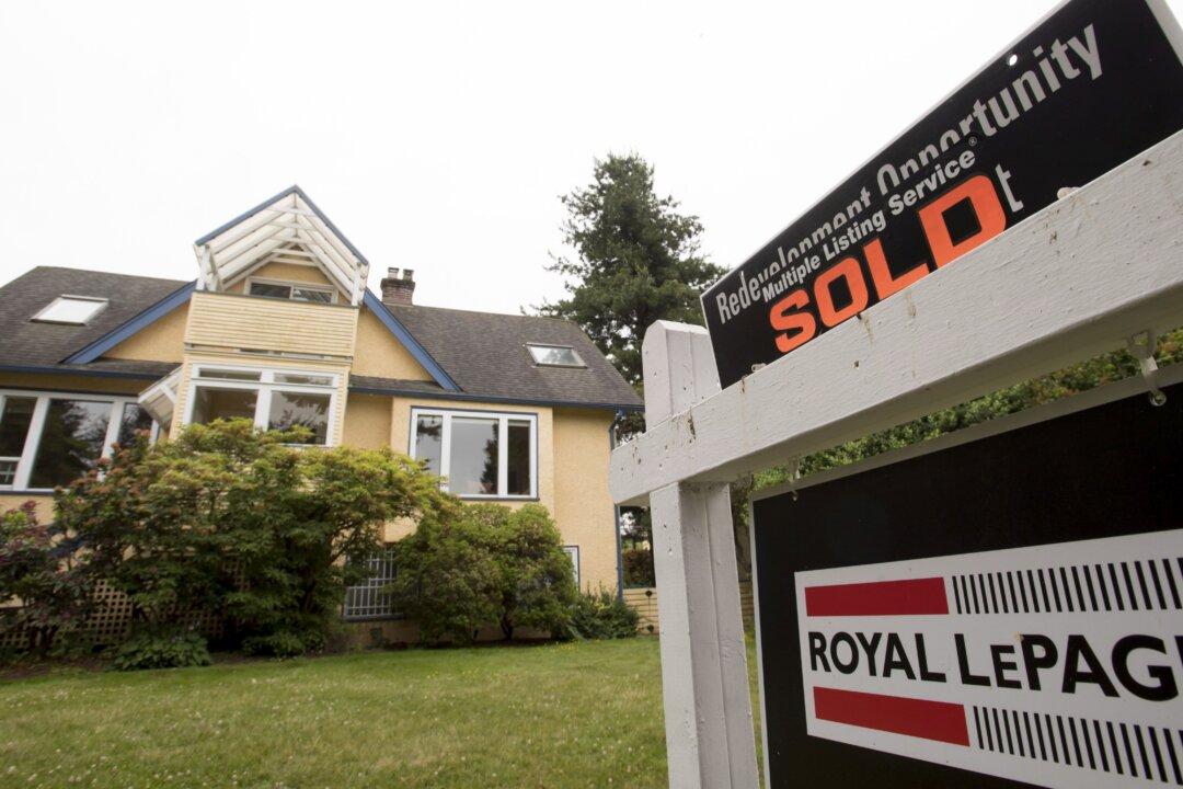 Ban On Foreign Buyers to Ease Housing Crisis Voted Down by Liberals, Bloc
