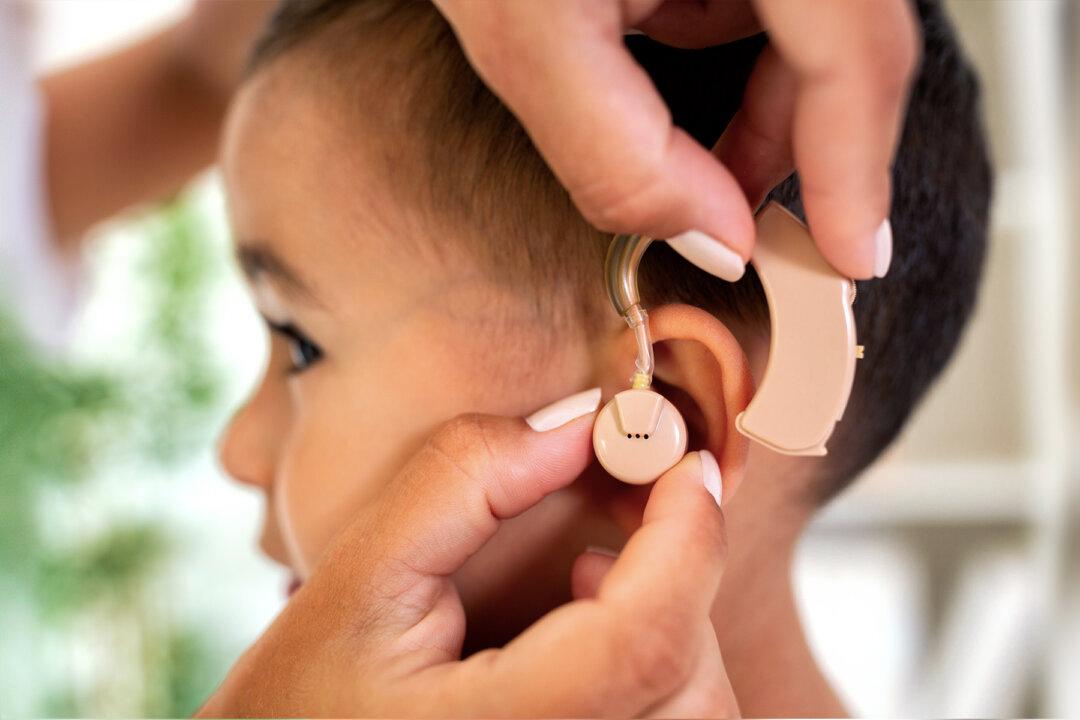Video Captures the Moment Deaf Baby’s Hearing Aid Turned On for the First Time, and It’s Amazing