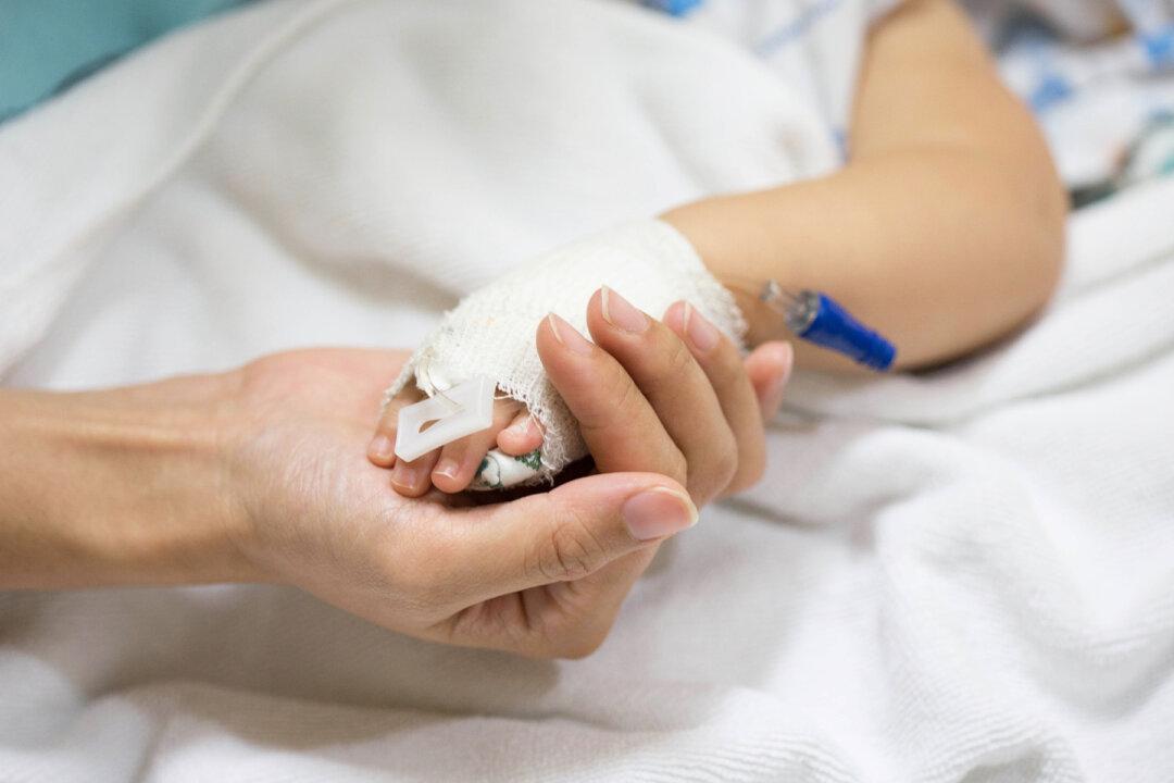 YouTuber Brittani Boren Leach’s Son Passes Away After Christmas, but ‘Fixer Upper’ Joanna Gaines, Celebs Comfort