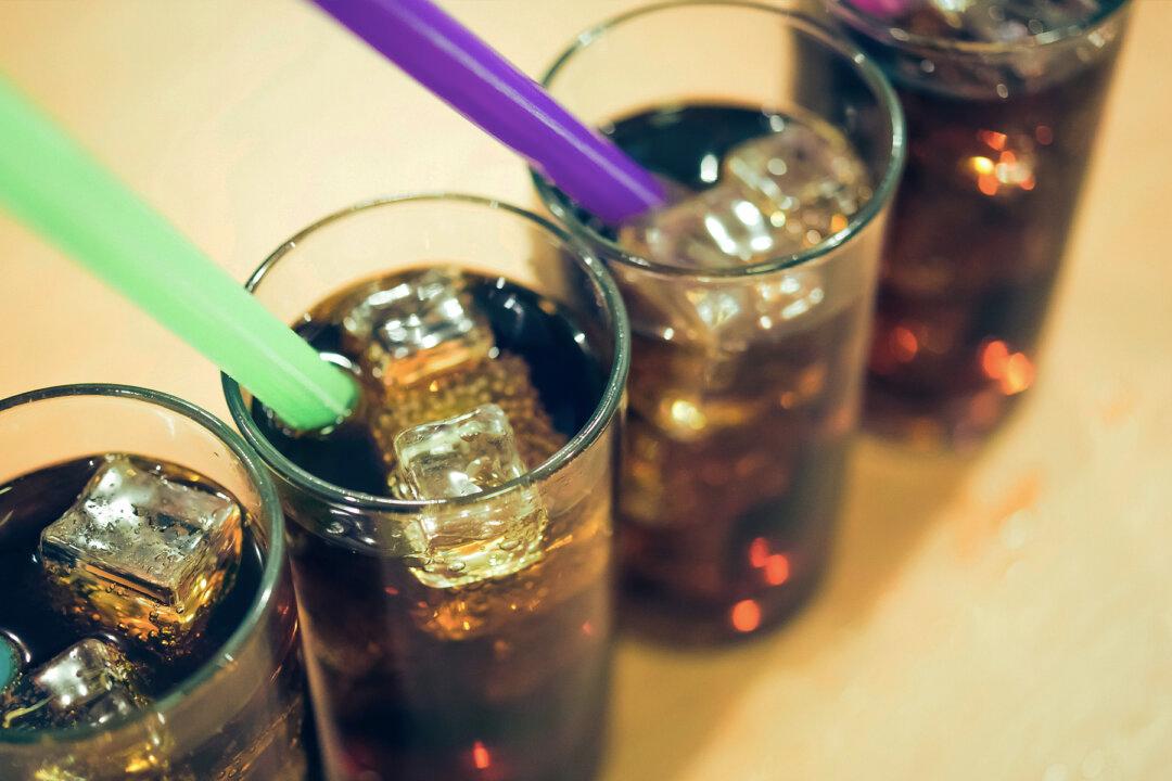 4 Health Hazards of Drinking Artificially Sweetened Soda: From Diabetes to Mental Health