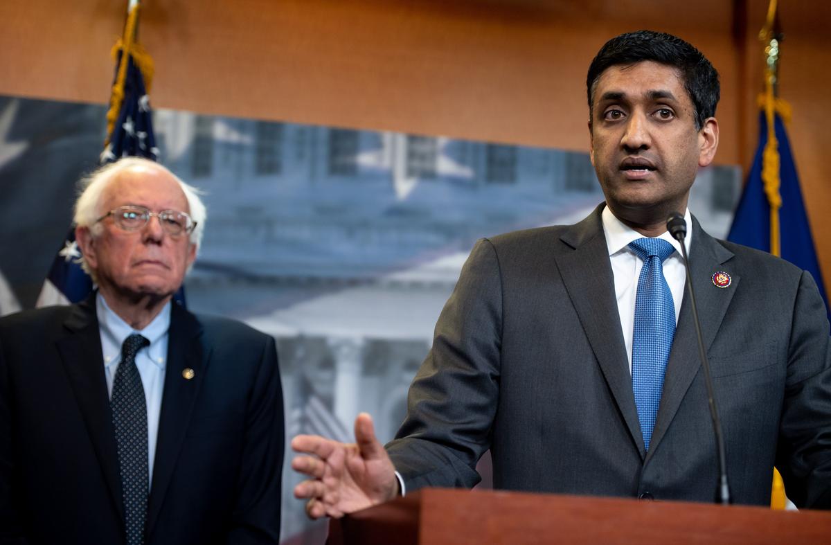 Sanders, Khanna Attempt to Stop Funds for Military Force Against Iran