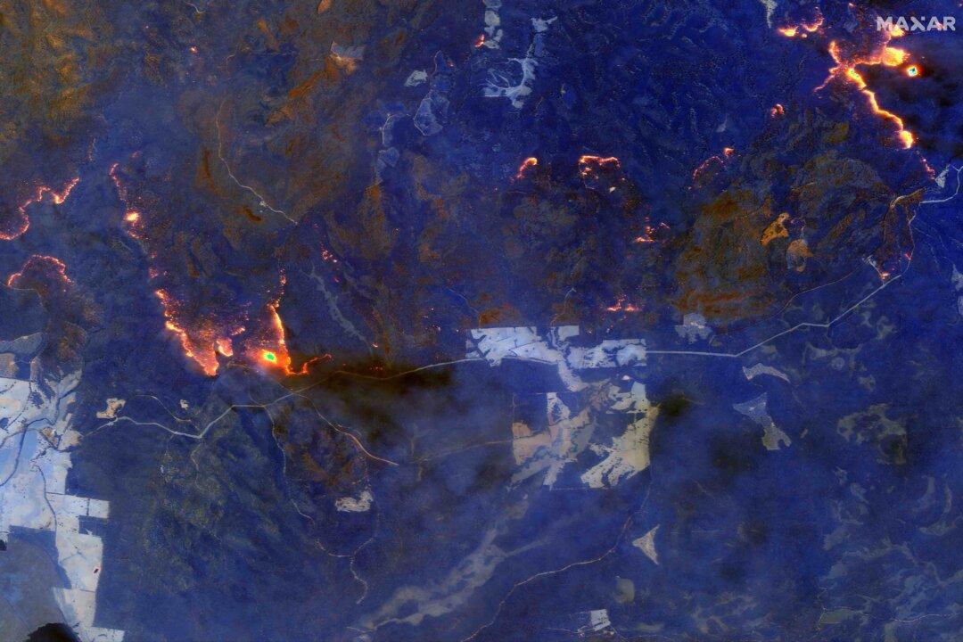 South Australian Man Charged With Intentionally Lighting 4 Bushfires