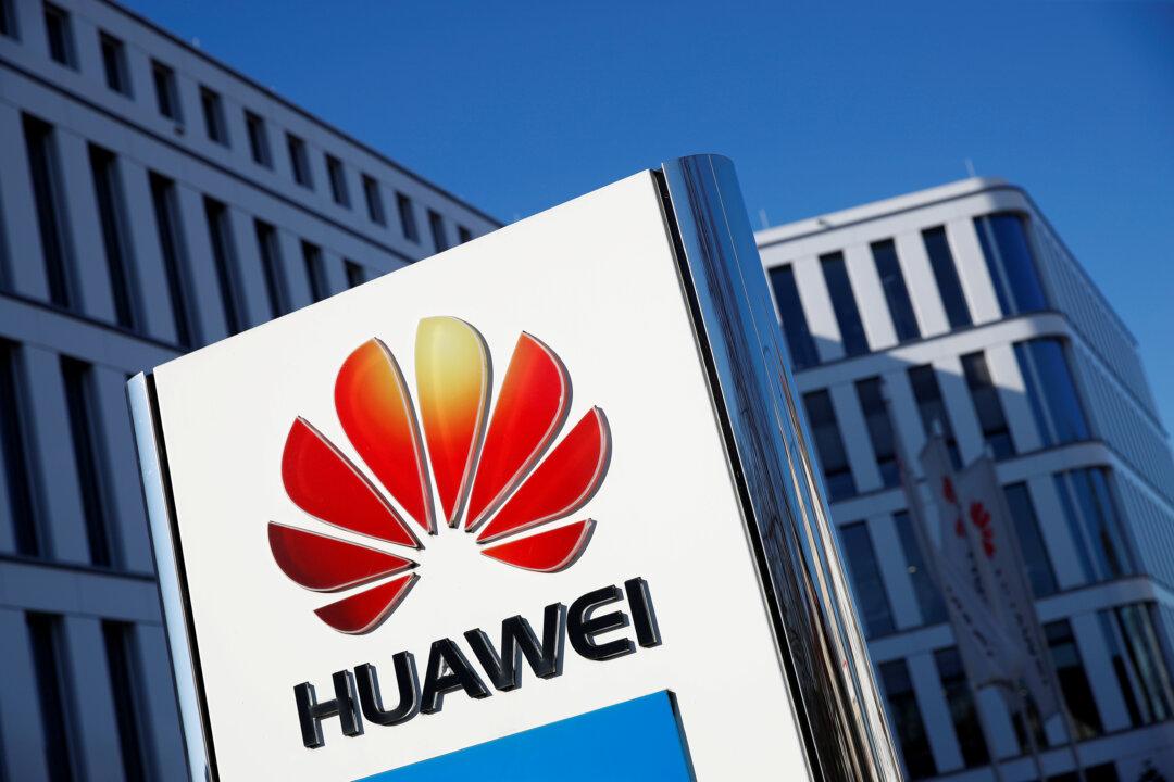 US Steps Up Pressure on UK Ahead of Huawei Decision