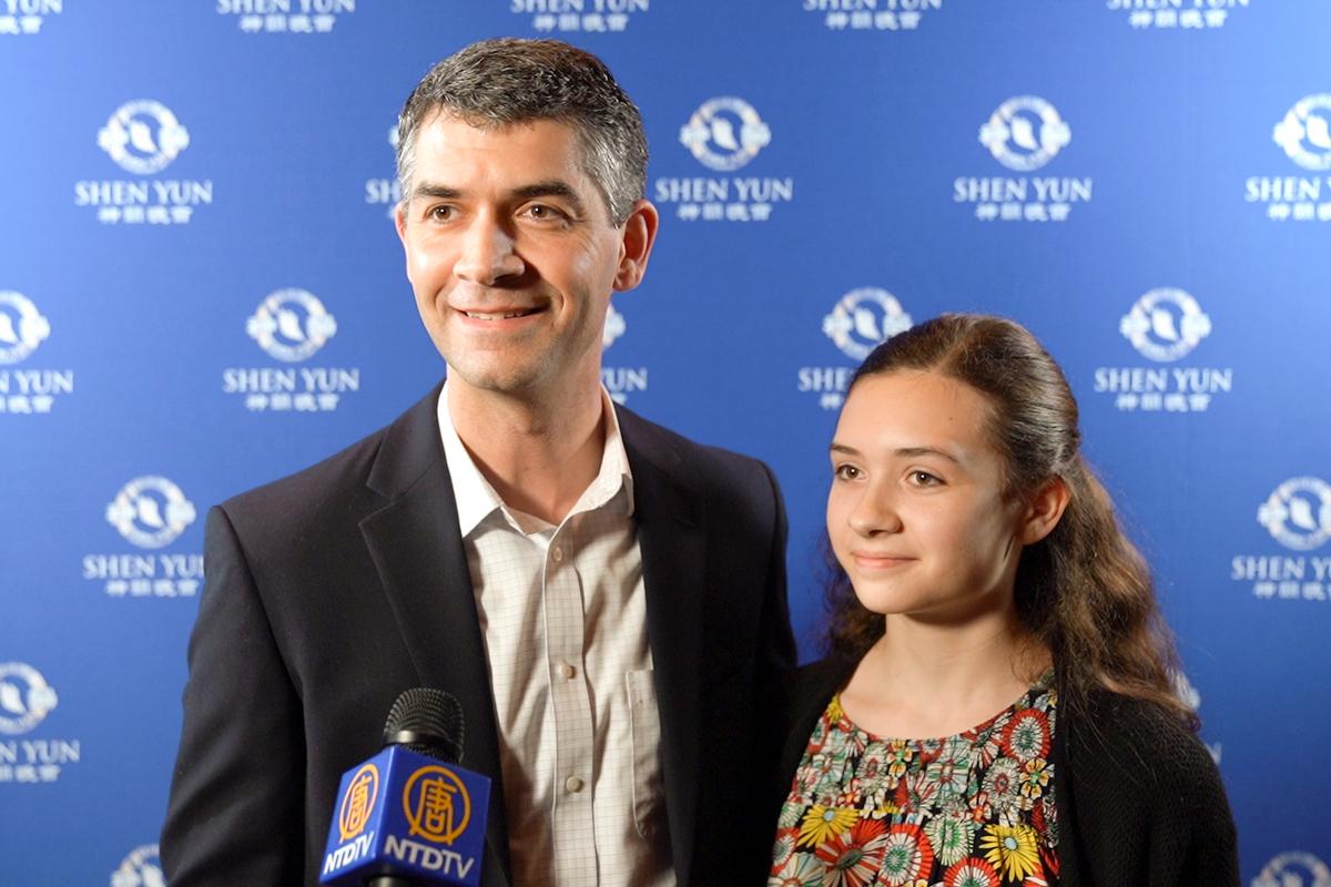 American Express Manager: Shen Yun ’talked about the Creator and it did hit home for me’