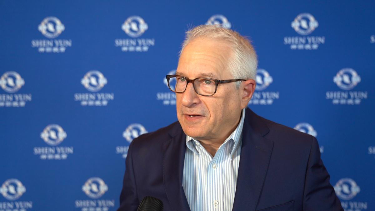 Hyatt Regency Director of Finance: ‘Shen Yun Is a Must See’, ‘Outstanding’