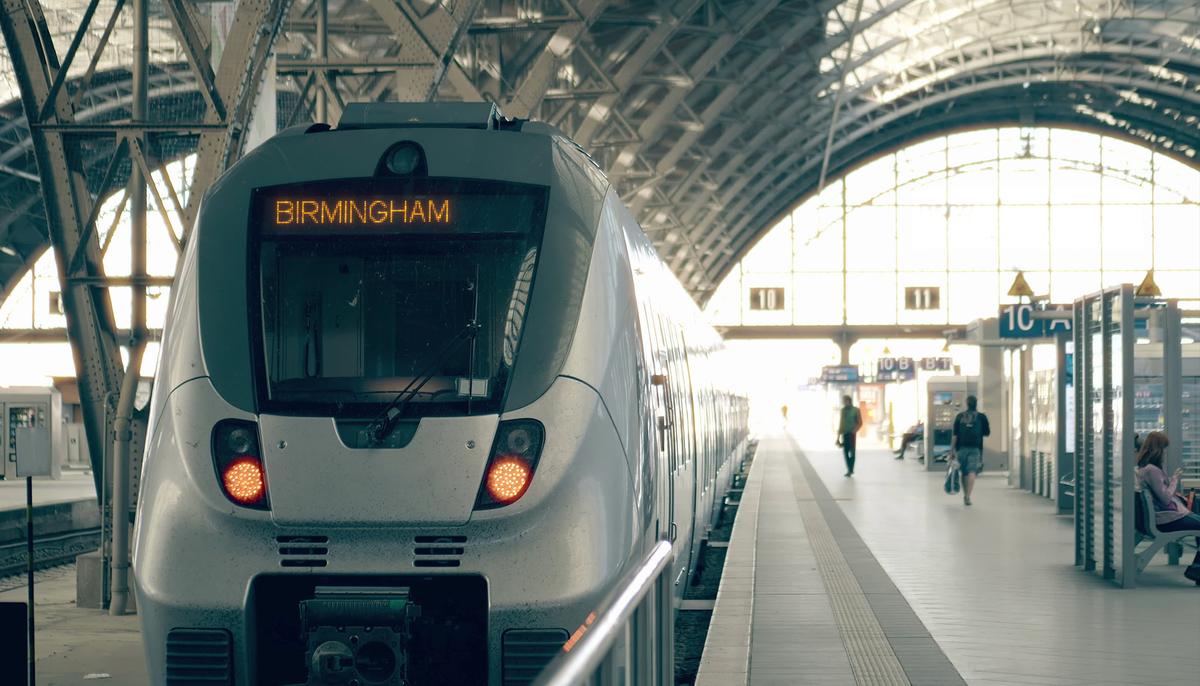 Stranger on a Train Passes Mom of Well-Behaved Boy a Note Praising Her Parenting Skills