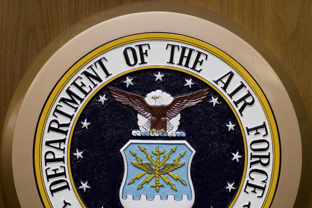 Air Force to Conduct Review on Threat of Extremism in Service