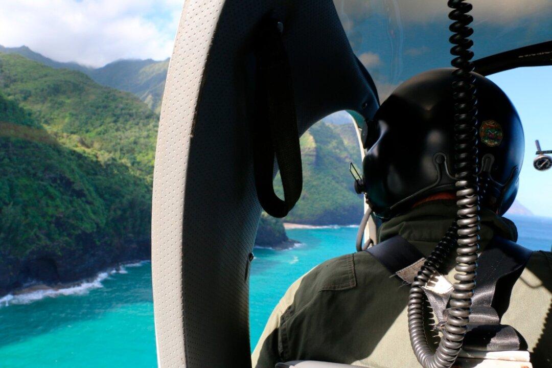 Report: Visibility Low When Hawaii Tour Helicopter Crashed