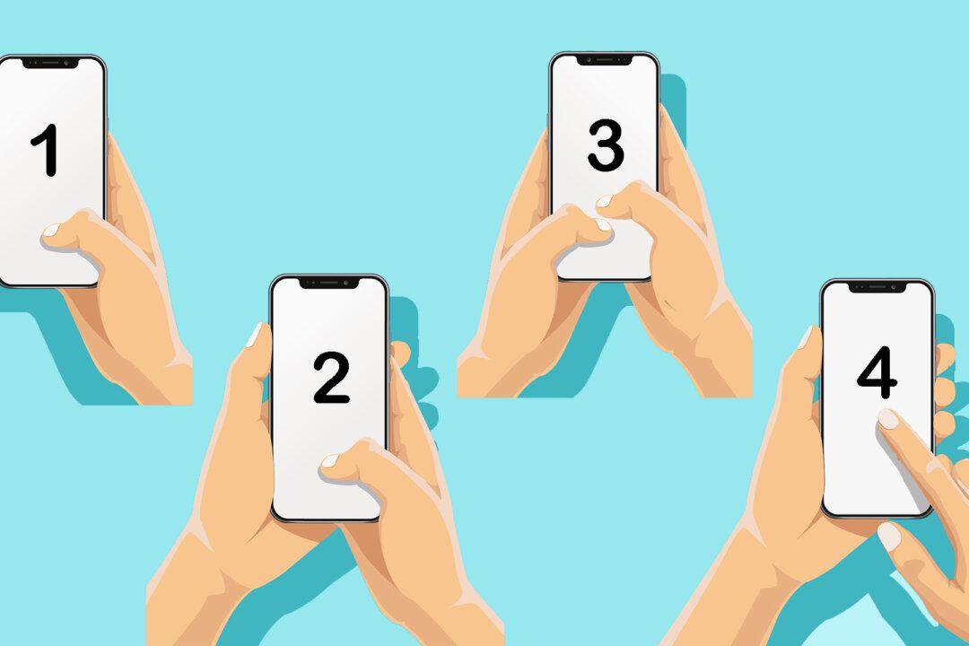 How You Hold and Use Your Smartphone Can Tell You About Your Personality–Which Type Are You?