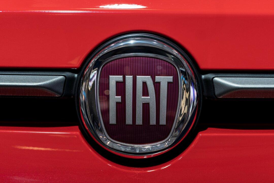 Fiat Chrysler in Talks With Foxconn to Develop Electric Cars