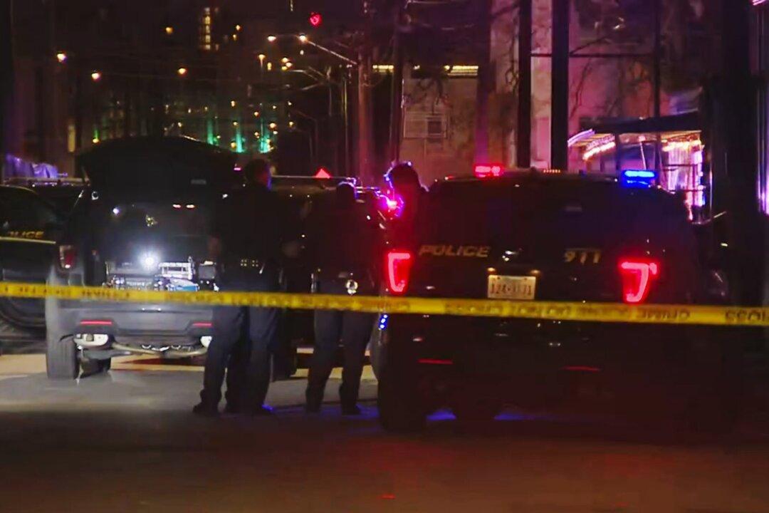2 Dead, 5 Injured When Gunman Opens Fire Inside Texas Club: Police Chief