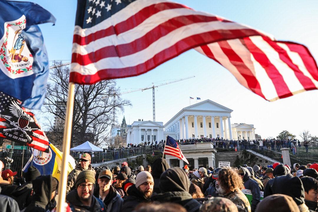 Virginia Rallygoers Say Gun Control Push Is Unconstitutional