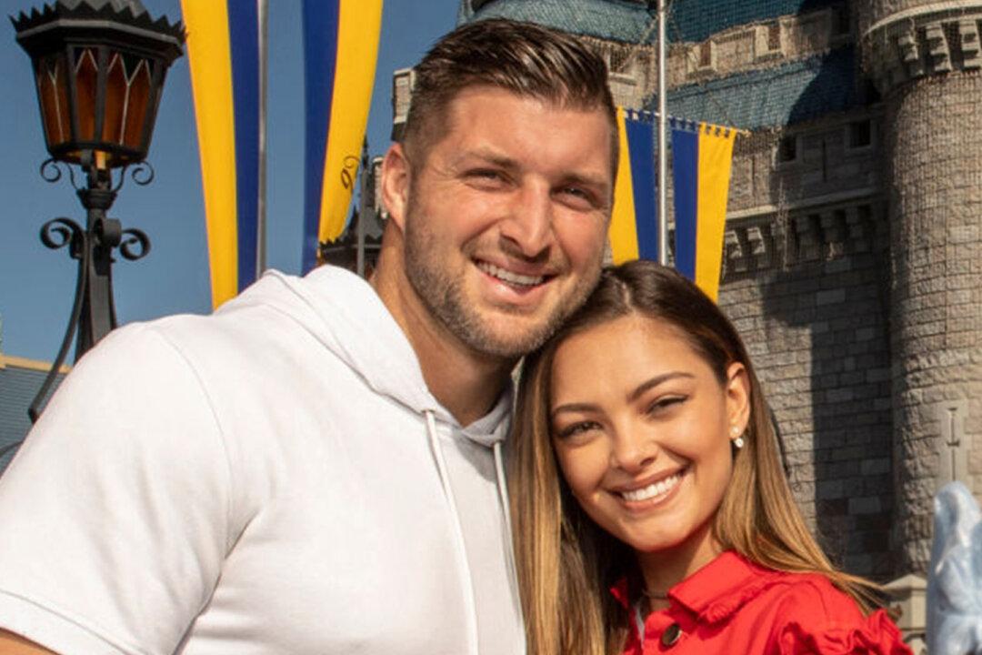 Pro Baseball Player Tim Tebow Marries Miss Universe Demi Nel-Peters in ‘Timeless’ Sunset Wedding Ceremony