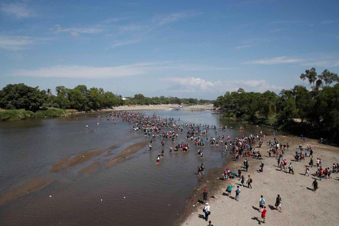 Homeland Security Chief Warns Caravan Migrants Will Be Sent Home if They Reach US