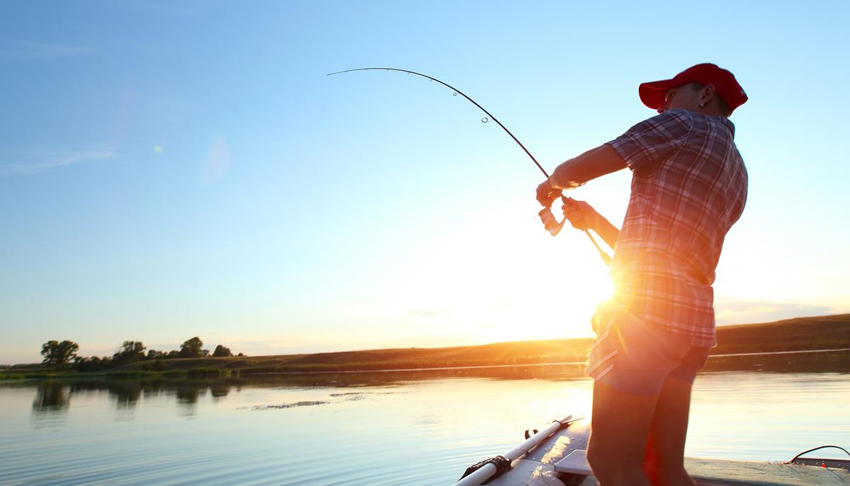 Australian Fishermen Reel In ALIEN-Like Fish, and They Have No Idea What It Is