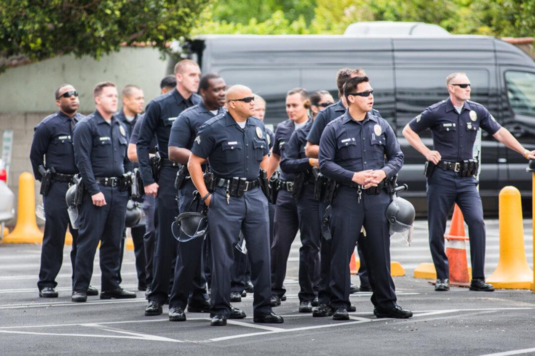 ‘Live PD’ Police Officer Accepts ‘Git Up Challenge,’ Garners Millions of Views, and Becomes a Viral Celebrity