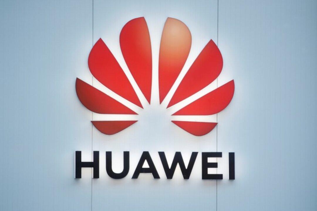 United States Cautions Britain Over Huawei