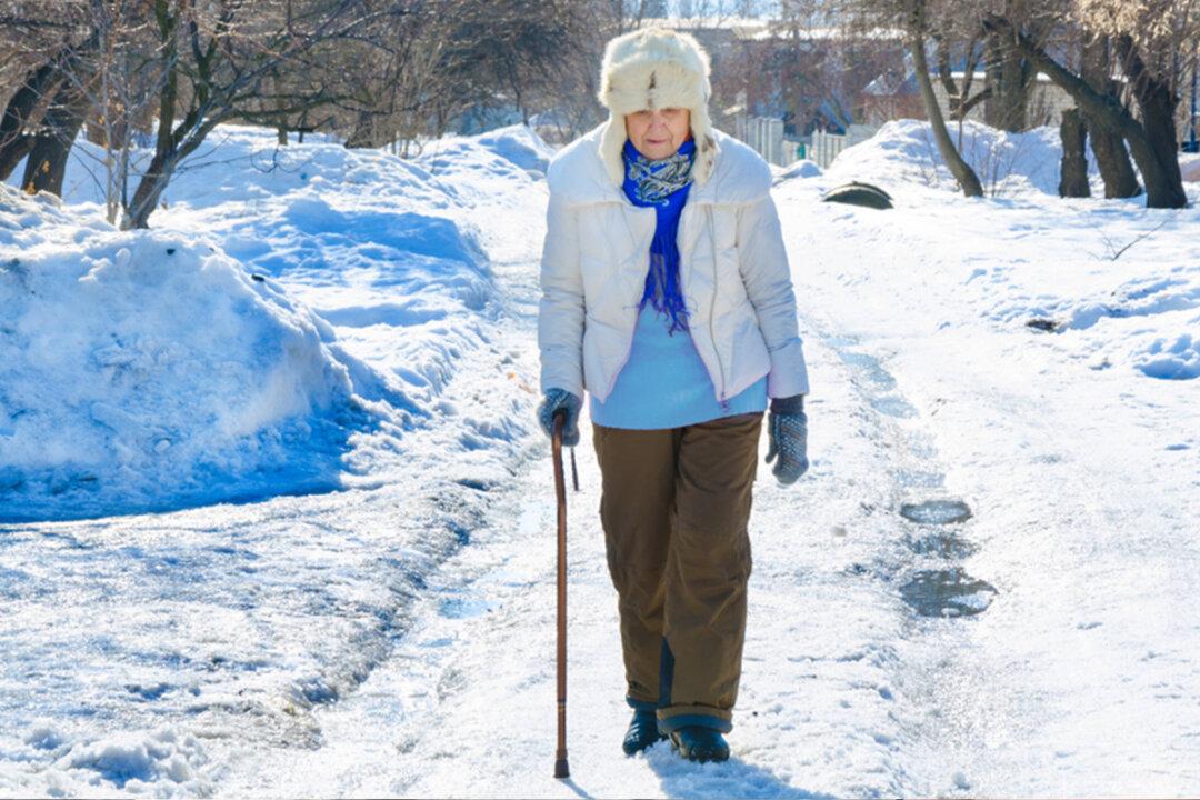 Japanese Invent ‘GPS Shoes’ to Track Elderly Dementia Patients and Save Them From Getting Lost