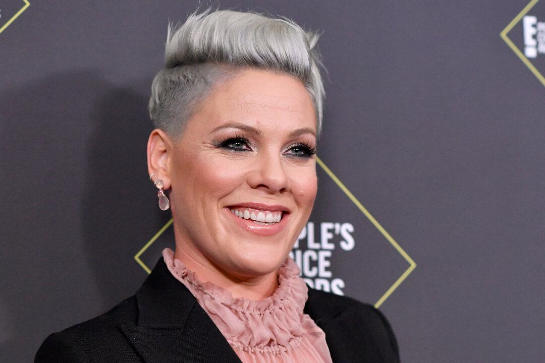 P!nk, 40, Tweets About Embracing Her Aging Looks, Says Why She ‘Cannot Get Behind’ Plastic Surgery