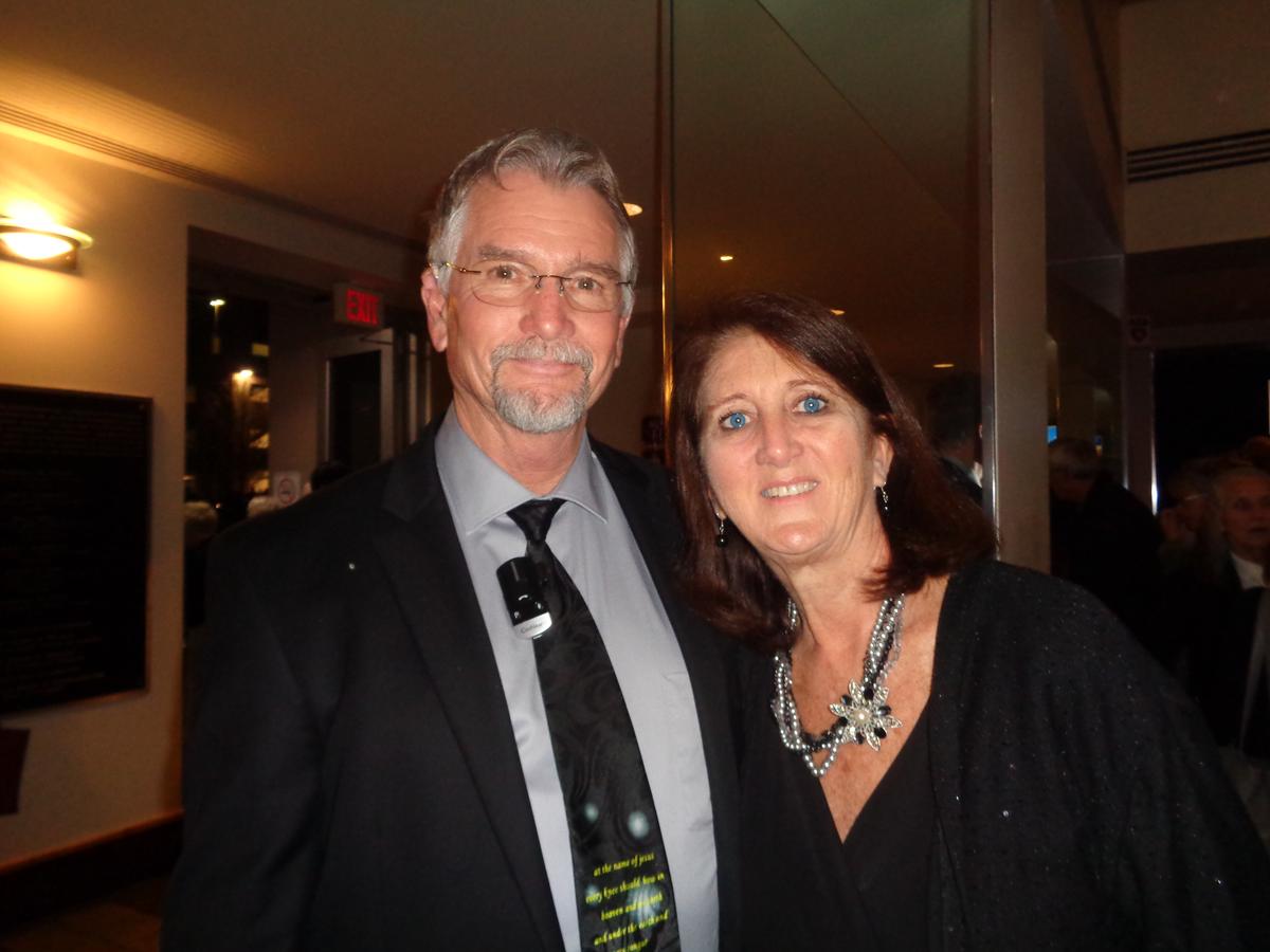 Wife Glad Husband Talked Her Into Seeing Shen Yun