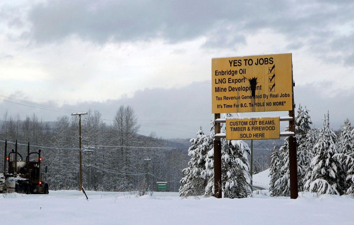 UN, Media Accused of Ignoring Indigenous Support for Pipelines