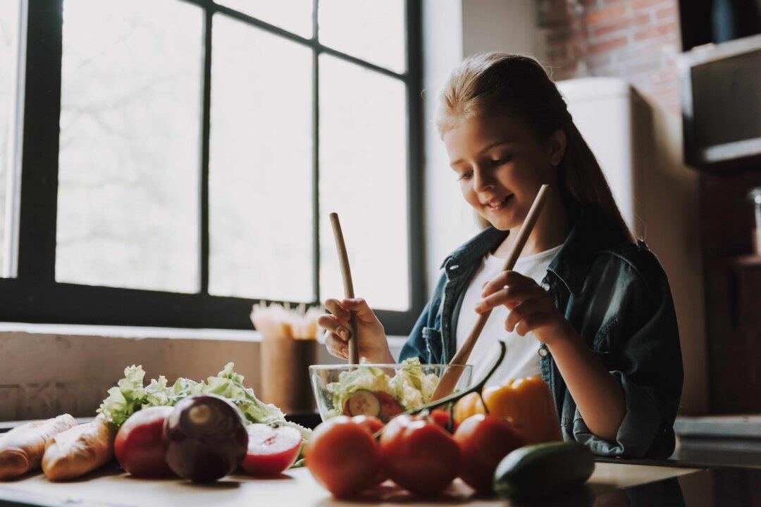 Prebiotics and Probiotics Can Help Your Kids De-stress and Excel