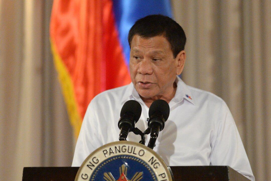 Philippine President Apologizes for Taking Unapproved Sinopharm Jab, Requests China Withdraw Doses