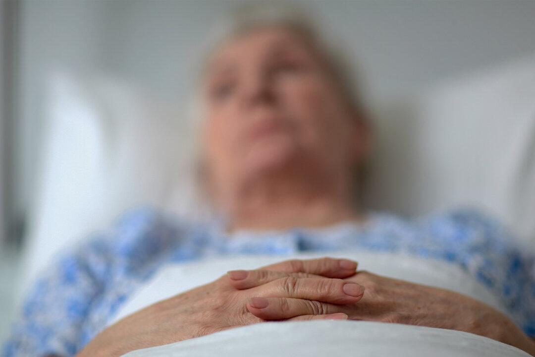 For the Past 10 Years, 60 Men Take Turns Tucking Elderly Woman Into Bed Every Night