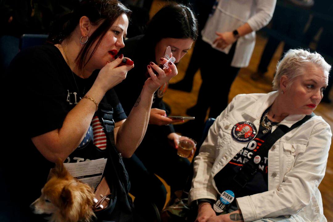 Dems Say No Results From Iowa Election Until Tuesday