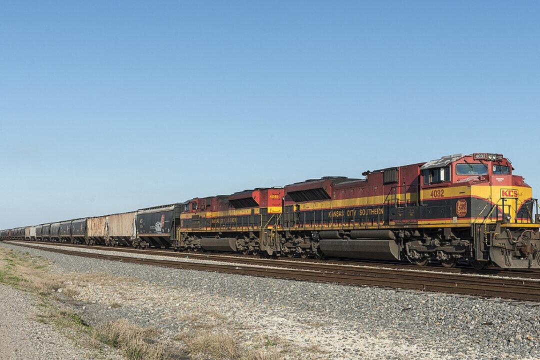 US Rail Freight Feels Global Supply Chain Pinch