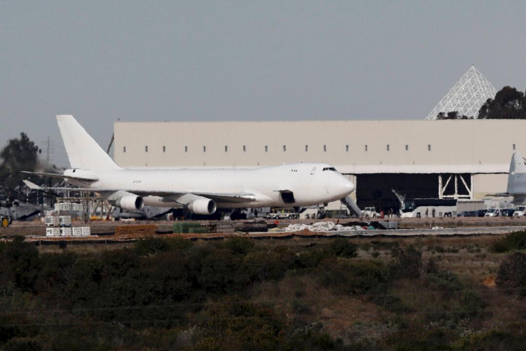 Americans Evacuated From Wuhan Landing in Texas, Nebraska Likely Won’t Be Sick: Officials
