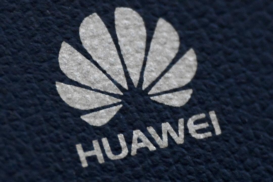 US Senators Want Britain to Reconsider Using Huawei Equipment