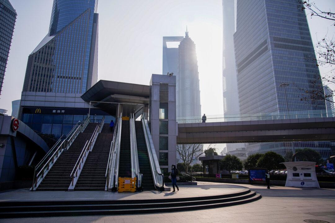 Nearly a Third of Firms in China Suffer Shrinking Revenues as Coronavirus Bites: Survey