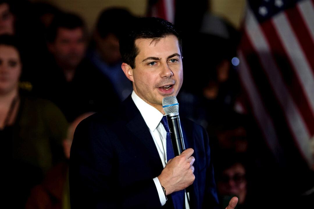 Pete Buttigieg Keeps Lead With 100 Percent of Iowa Caucus Results Reported