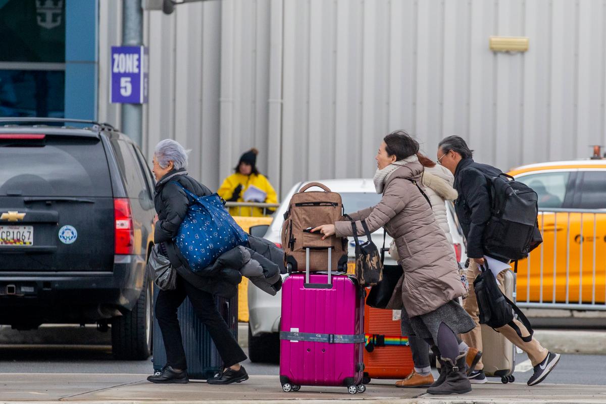 White House Asks Scientists to Investigate Origins of New Coronavirus