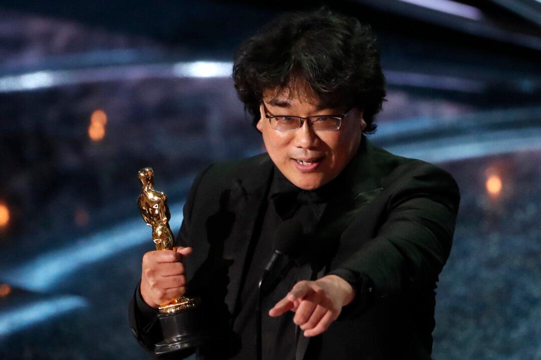 ‘Parasite’ From South Korea Makes Oscar History With Best Picture Win