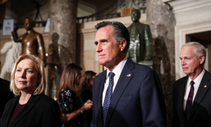Sen. Mitt Romney Censured by Utah County Republican Party