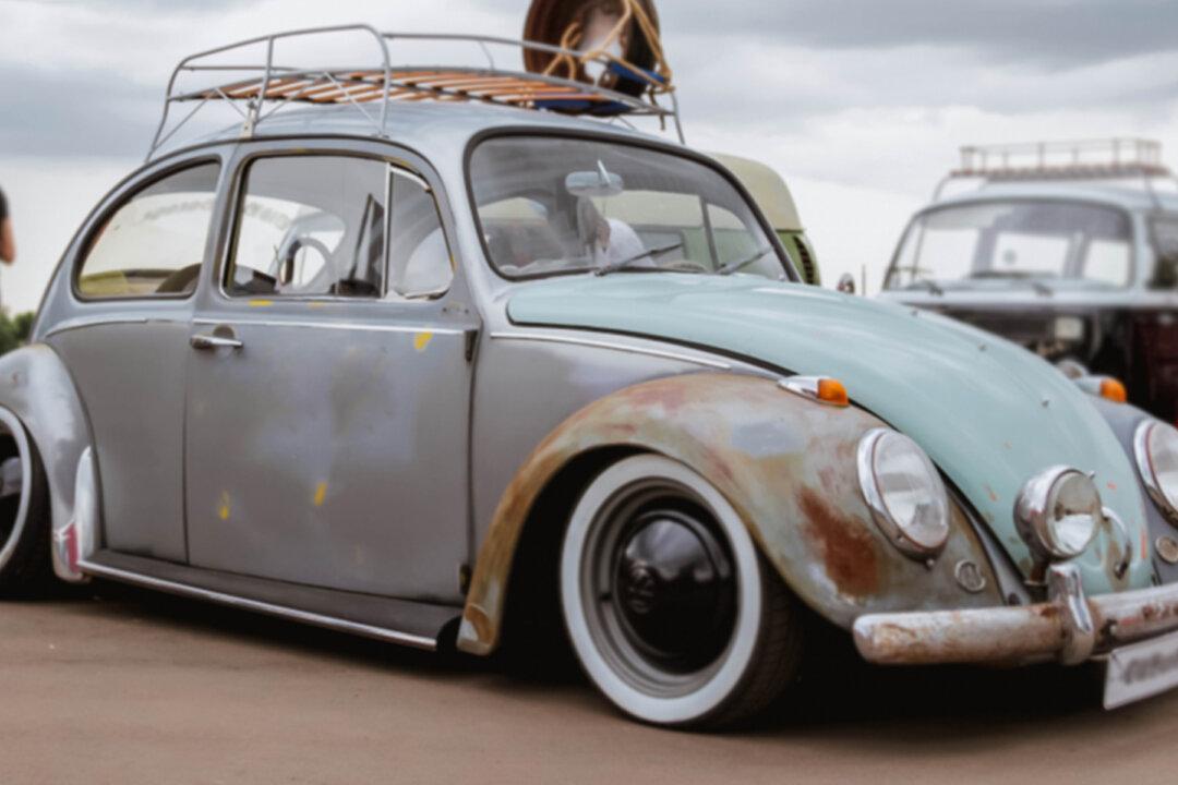 Mechanic Builds Amazing Volkswagen Beetle-Inspired Scooters From Scrap Vintage VW Fenders